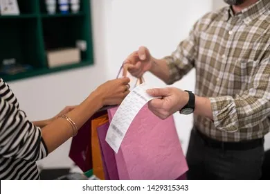 The Cashier Who Noticed Something Was Wrong: A Heroic Retail Story The Cashier Who Noticed Something Was Wrong: A Heroic Retail Story