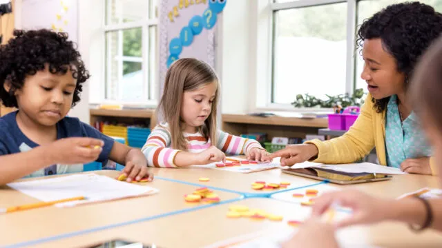 wf1898828_shaped_2024_blog-post_effective-small-group-instruction-strategies-examples_hero Differentiated instruction allows every student to learn at their own pace and style